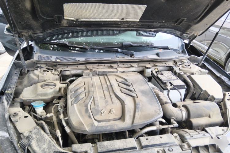 Used Hongqi H5 2022 Classic Model 1.5T DCT Flagship Edition Engine Bay