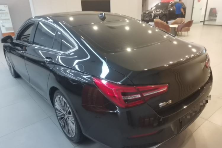 Used Hongqi H5 2022 Classic Model 1.8T Automatic Smart Connect Flagship Edition Exterior 2