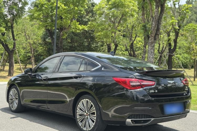 Used Hongqi H5 2022 Classic Model Facelift 1.8T Automatic Smart Connect Flagship Edition Exterior 3