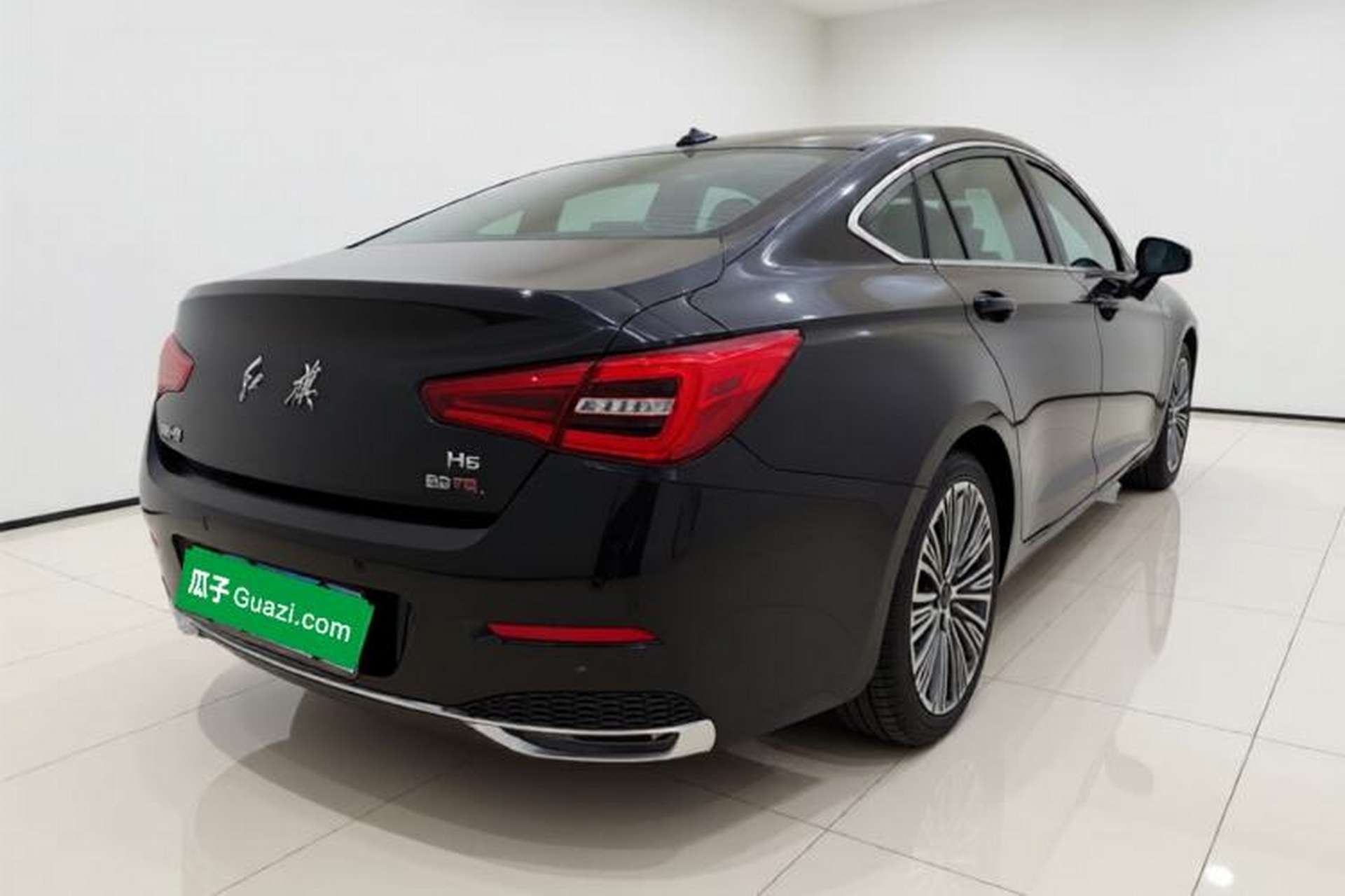 Used Hongqi H5 2022 Classic Model 1.5T DCT Flagship Edition Exterior 5