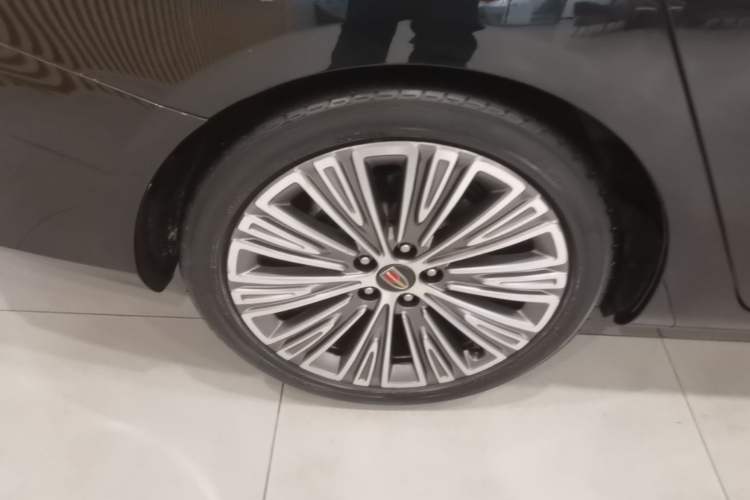 Used Hongqi H5 2022 Classic Model 1.8T Automatic Smart Connect Flagship Edition Exterior 5