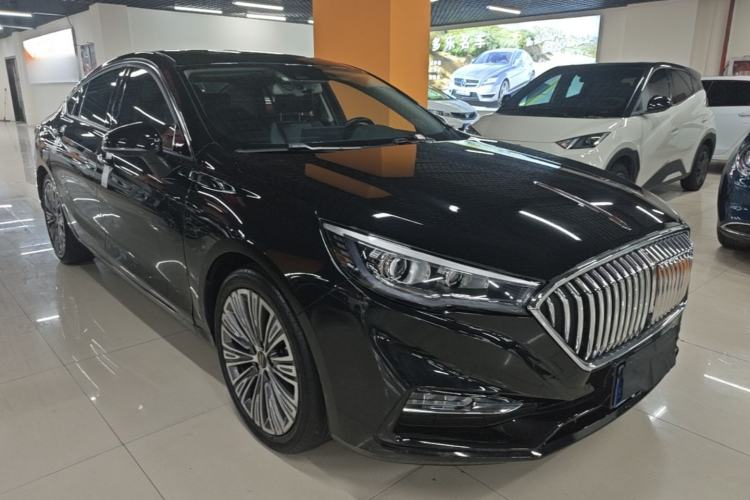 Used Hongqi H5 2022 Classic Model 1.8T Automatic Smart Connect Flagship Edition Front Right 45 Deg