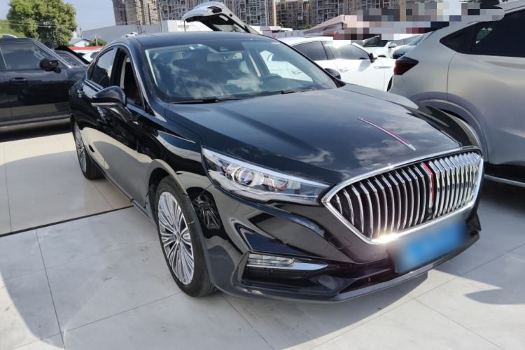 Used Hongqi H5 2022 Classic Model 1.8T Automatic Smart Connect Flagship Edition Front Right 45 Deg