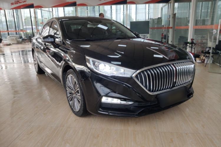 Used Hongqi H5 2022 Classic Model 1.8T Automatic Smart Connect Flagship Edition Front Right 45 Deg