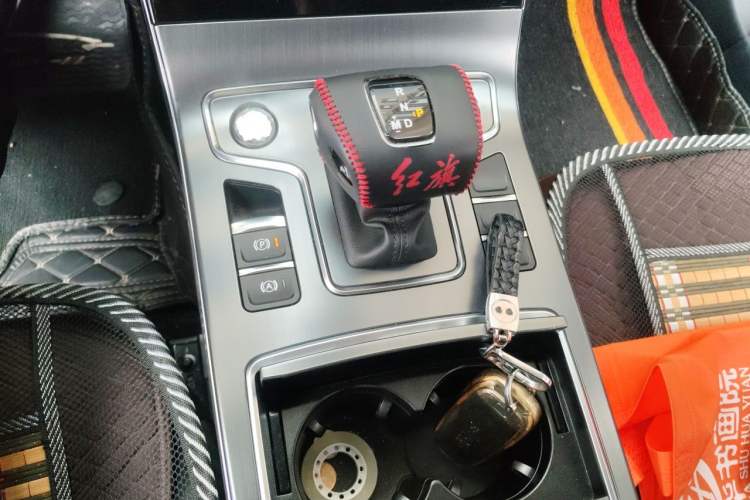 Used Hongqi H5 2022 Classic Model 1.5T DCT Flagship Edition Gear Lever