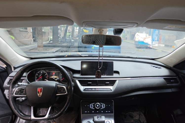 Used Hongqi H5 2022 Classic Model Facelift 1.5T DCT Qiyun Edition Headliner
