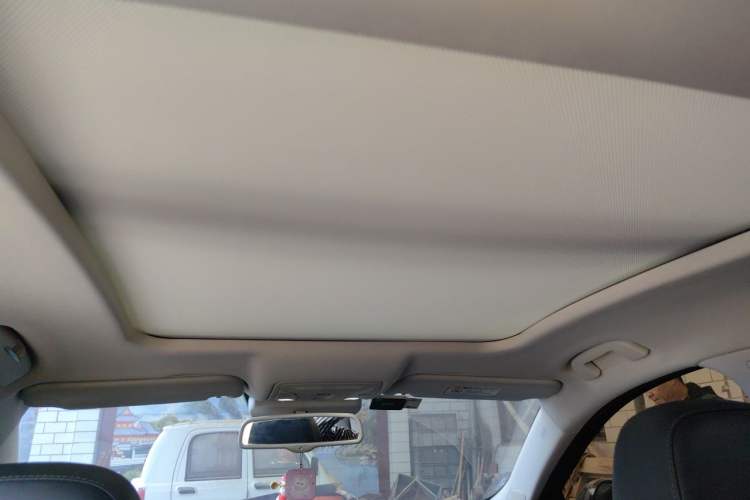 Used Hongqi H5 2022 Classic Model 1.8T Automatic Smart Connect Flagship Edition Headliner