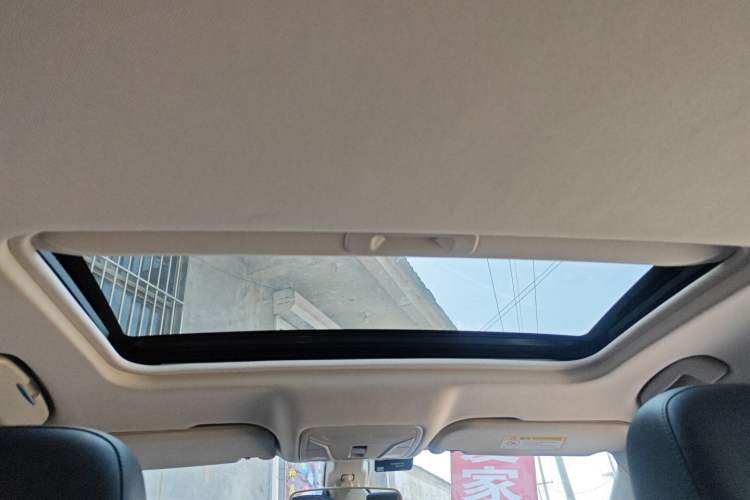 Used Hongqi H5 2022 Classic Model Facelift 1.5T DCT Qiyun Edition Headliner