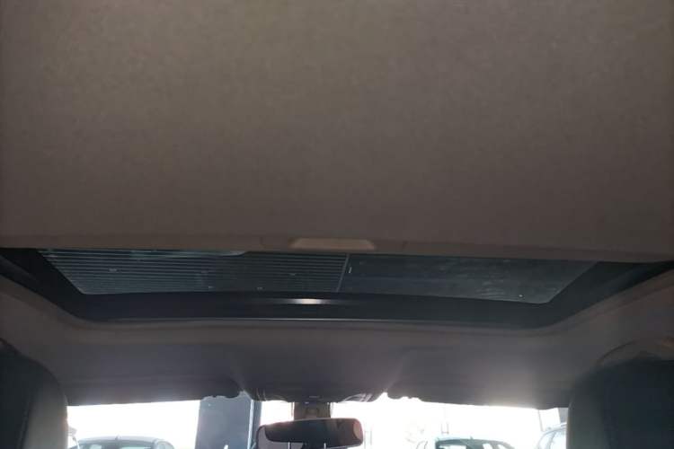 Used Hongqi H5 2022 Classic Model Facelift 1.5T DCT Qiyun Edition Headliner