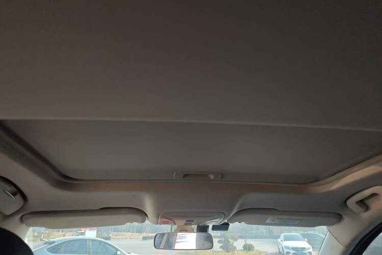 Used Hongqi H5 2022 Classic Model Facelift 1.5T DCT Qiyun Edition Headliner