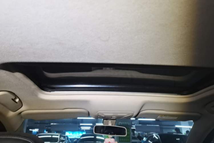 Used Hongqi H5 2022 Classic Model Facelift 1.5T DCT Qiyun Edition Headliner