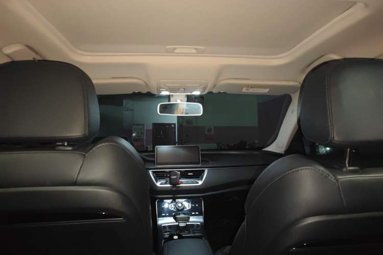 Used Hongqi H5 2022 Classic Model Facelift 1.5T DCT Qiyun Edition Headliner