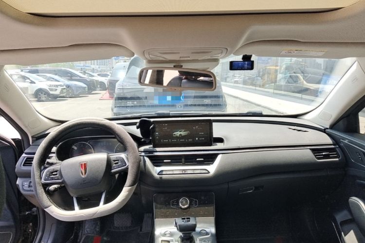 Used Hongqi H5 2022 Classic Model 1.8T Automatic Smart Connect Flagship Edition Headliner