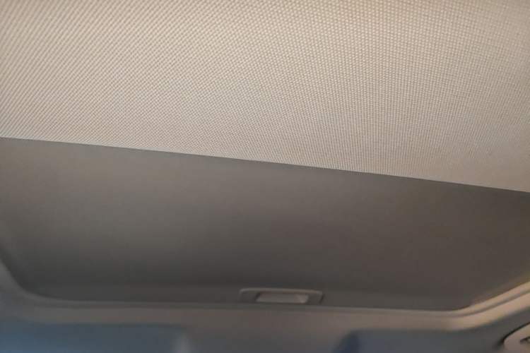 Used Hongqi H5 2022 Classic Model Facelift 1.5T DCT Qiyun Edition Headliner