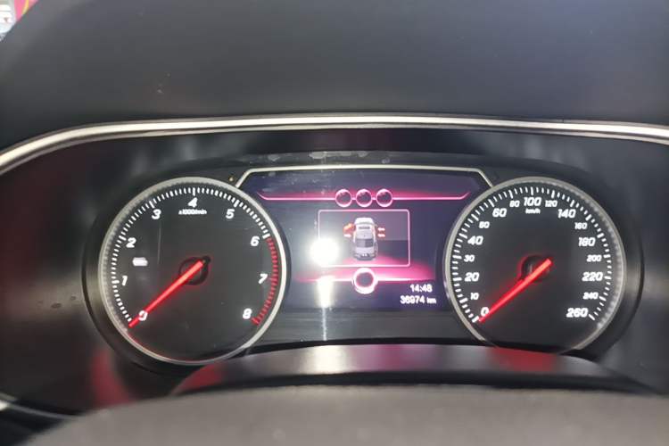 Used Hongqi H5 2022 Classic Model Facelift 1.5T DCT Qiyun Edition Instrument Cluster