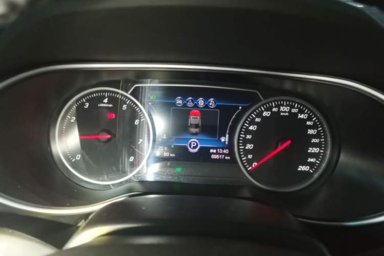 Used Hongqi H5 2022 Classic Model Facelift 1.5T DCT Qiyun Edition Instrument Cluster