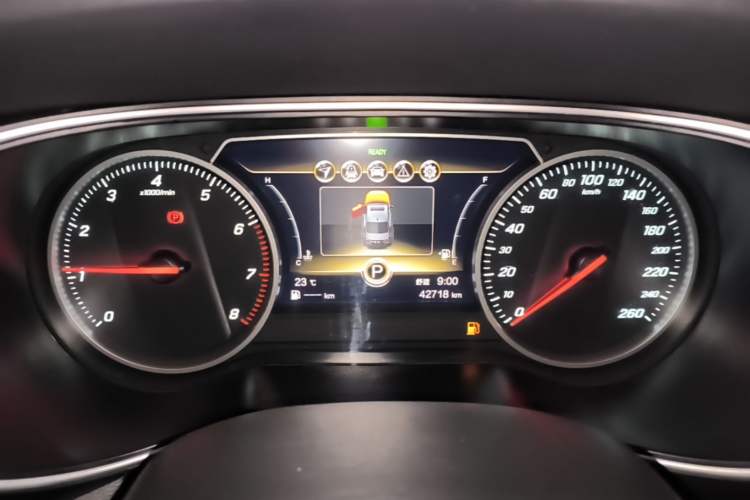 Used Hongqi H5 2022 Classic Model Facelift 1.8T Automatic Smart Connect Flagship Edition Instrument Cluster