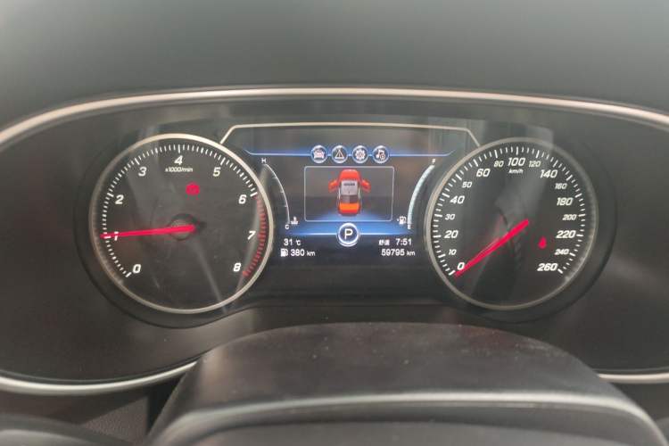 Used Hongqi H5 2022 Classic Model Facelift 1.5T DCT Qiyun Edition Instrument Cluster