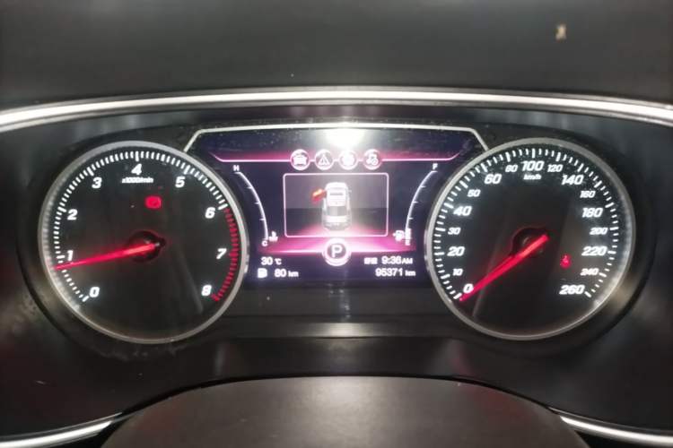 Used Hongqi H5 2022 Classic Model Facelift 1.5T DCT Qiyun Edition Instrument Cluster
