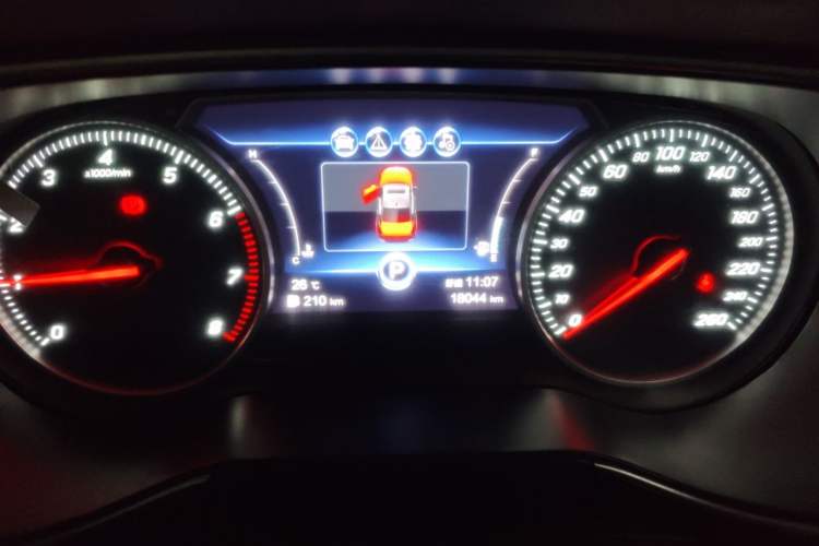 Used Hongqi H5 2022 Classic Model 1.5T DCT Flagship Edition Instrument Cluster
