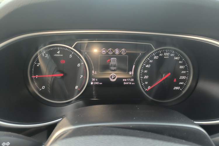 Used Hongqi H5 2022 Classic Model Facelift 1.5T DCT Qiyun Edition Instrument Cluster
