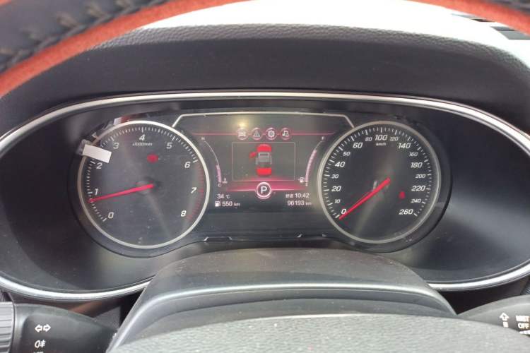 Used Hongqi H5 2022 Classic Model Facelift 1.5T DCT Qiyun Edition Instrument Cluster
