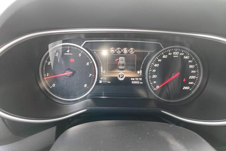 Used Hongqi H5 2022 Classic Model Facelift 1.5T DCT Qiyun Edition Instrument Cluster