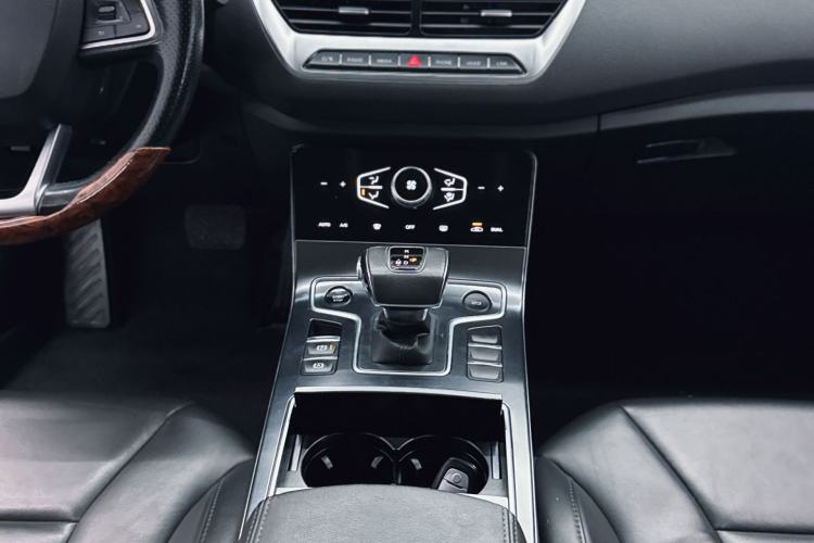 Used Hongqi H5 2022 Classic Model Facelift 1.5T DCT Qiyun Edition Interior 1