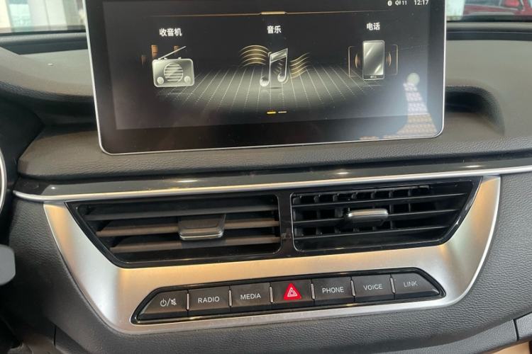 Used Hongqi H5 2022 Classic Model Facelift 1.5T DCT Qiyun Edition Interior 1