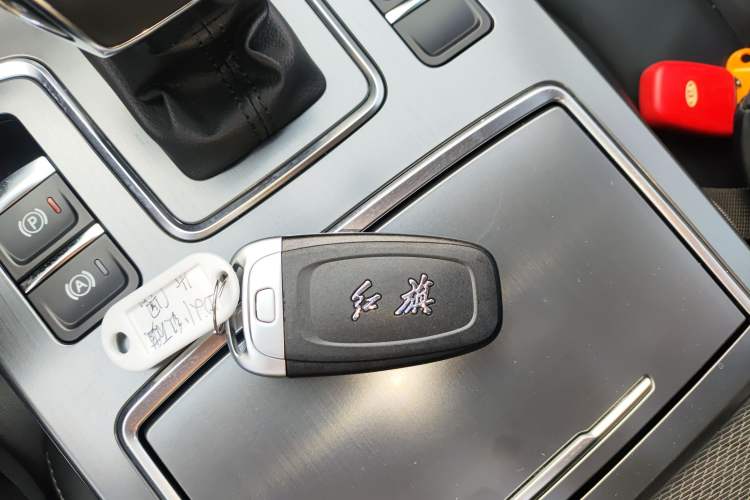Used Hongqi H5 2022 Classic Model 1.5T DCT Flagship Edition Interior 1