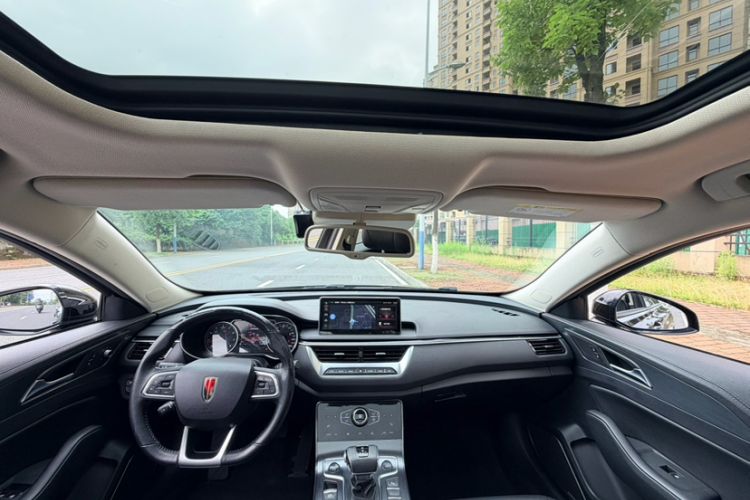 Used Hongqi H5 2022 Classic Model Facelift 1.8T Automatic Smart Connect Flagship Edition Interior 2