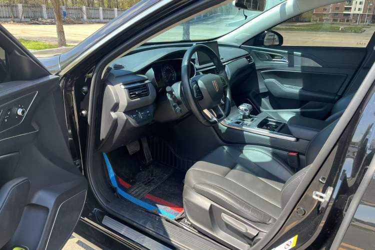 Used Hongqi H5 2022 Classic Model Facelift 1.5T DCT Qiyun Edition Interior 3