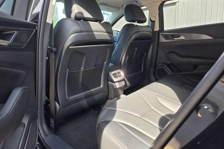Used Hongqi H5 2022 Classic Model Facelift 1.5T DCT Qiyun Edition Interior 3