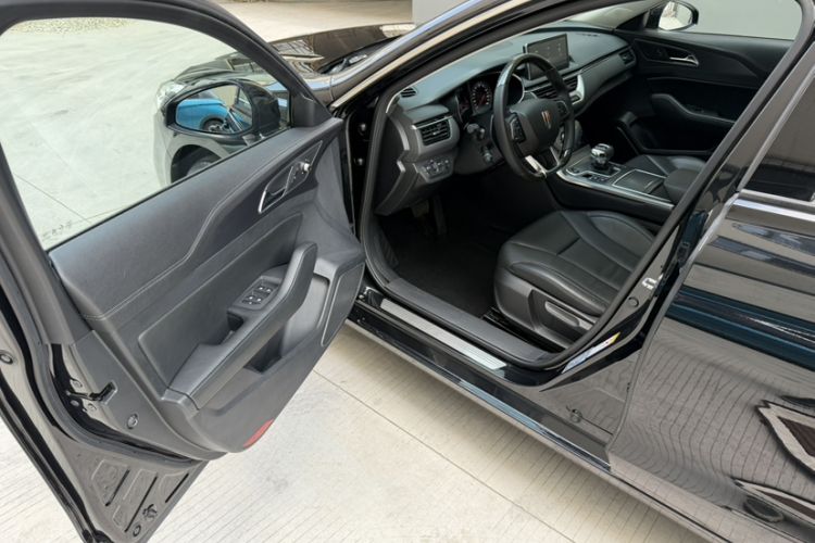 Used Hongqi H5 2022 Classic Model Facelift 1.5T DCT Qiyun Edition Interior 3