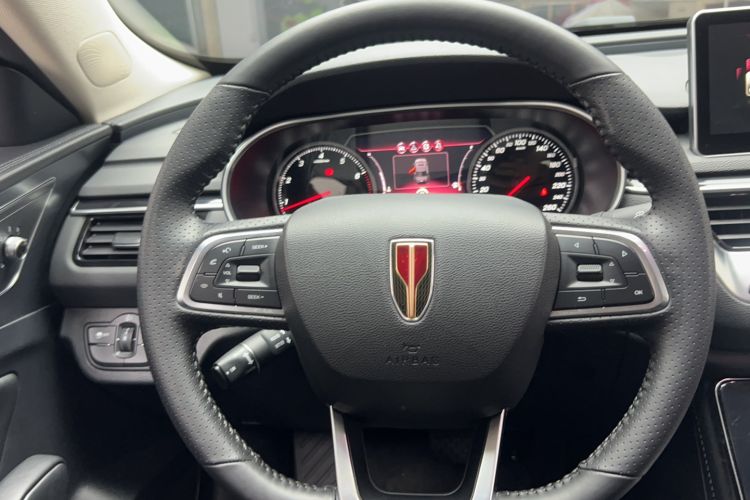 Used Hongqi H5 2022 Classic Model Facelift 1.5T DCT Qiyun Edition Interior 4