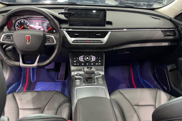 Used Hongqi H5 2022 Classic Model Facelift 1.8T Automatic Smart Connect Flagship Edition Interior 4