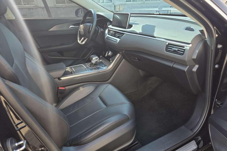 Used Hongqi H5 2022 Classic Model Facelift 1.5T DCT Qiyun Edition Interior 4