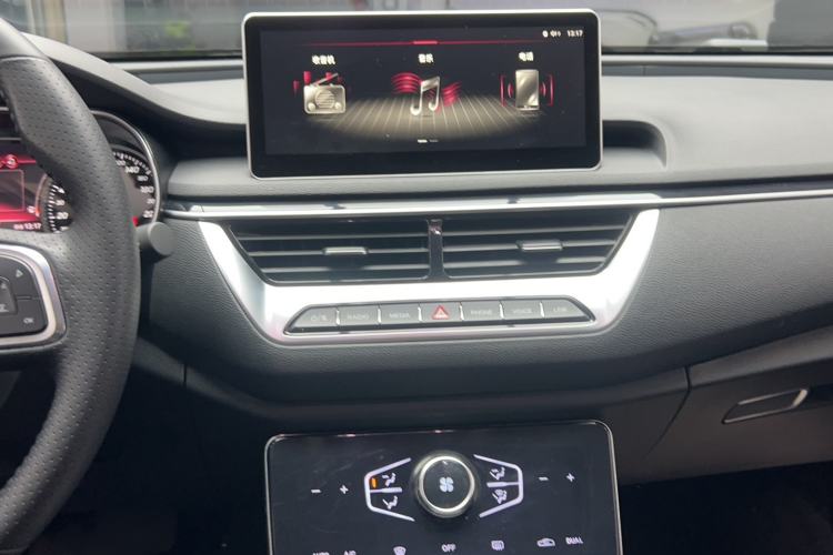 Used Hongqi H5 2022 Classic Model Facelift 1.5T DCT Qiyun Edition Interior 5