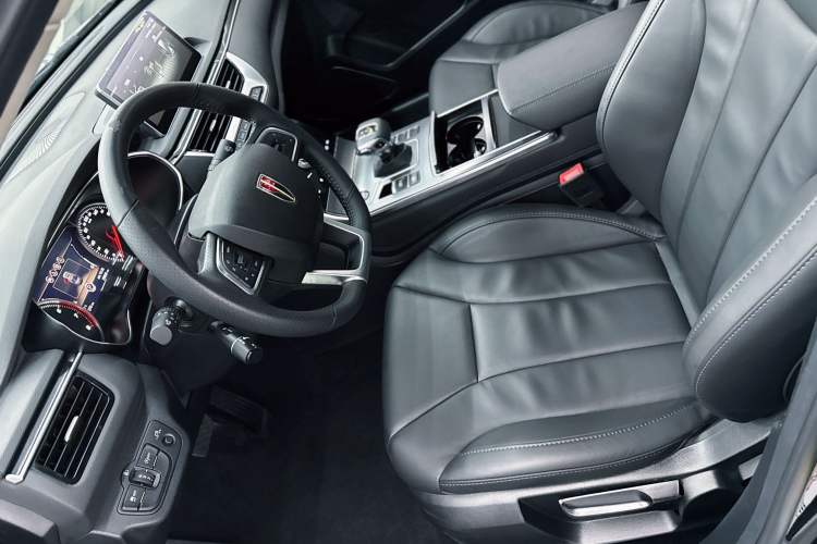 Used Hongqi H5 2022 Classic Model Facelift 1.5T DCT Qiyun Edition Interior 5