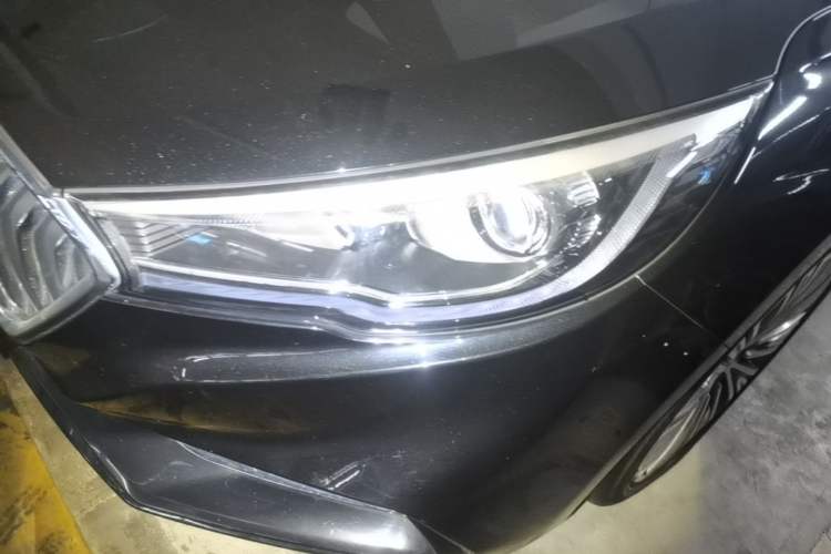 Used Hongqi H5 2022 Classic Model Facelift 1.5T DCT Qiyun Edition Left Front Headlight