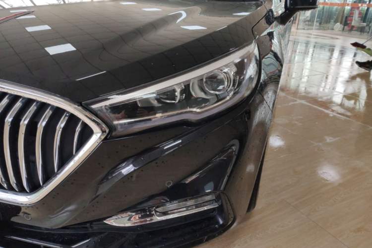 Used Hongqi H5 2022 Classic Model 1.8T Automatic Smart Connect Flagship Edition Left Front Headlight