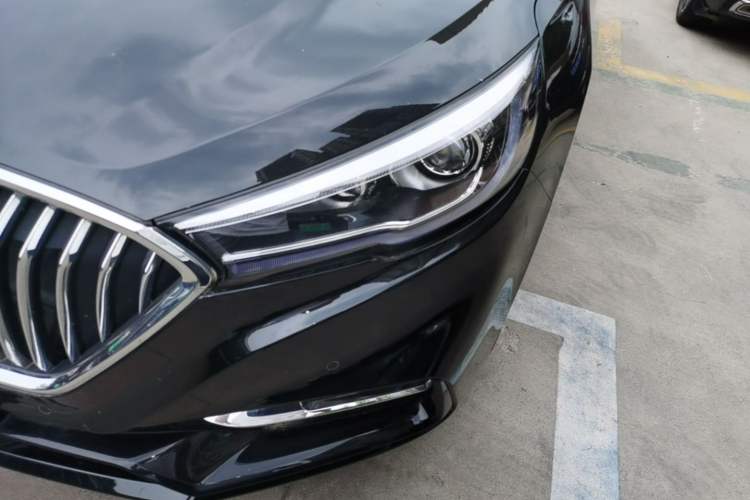 Used Hongqi H5 2022 Classic Model Facelift 1.8T Automatic Smart Connect Flagship Edition Left Front Headlight