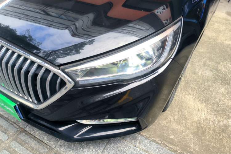 Used Hongqi H5 2022 Classic Model Facelift 1.8T Automatic Smart Connect Flagship Edition Left Front Headlight