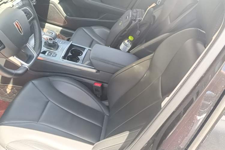 Used Hongqi H5 2022 Classic Model Facelift 1.5T DCT Qiyun Edition Left Front Seat