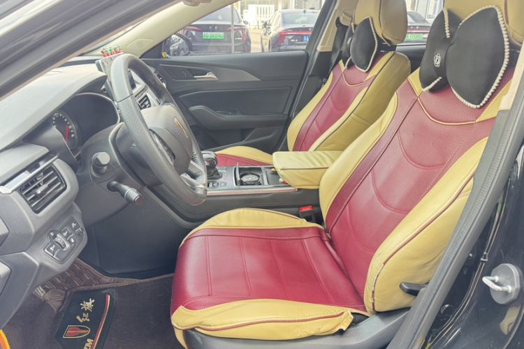 Used Hongqi H5 2022 Classic Model Facelift 1.8T Automatic Smart Connect Flagship Edition Left Front Seat