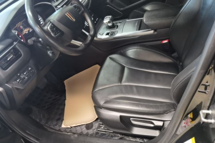 Used Hongqi H5 2022 Classic Model 1.5T DCT Flagship Edition Left Front Seat