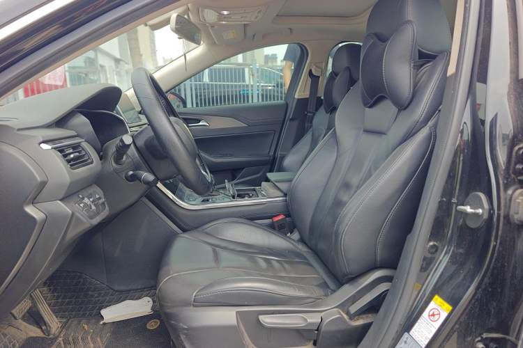 Used Hongqi H5 2022 Classic Model Facelift 1.5T DCT Qiyun Edition Left Front Seat