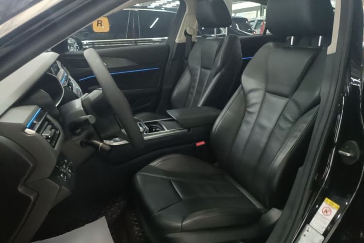 Used Hongqi H5 2022 Classic Model Facelift 1.8T Automatic Smart Connect Flagship Edition Left Front Seat