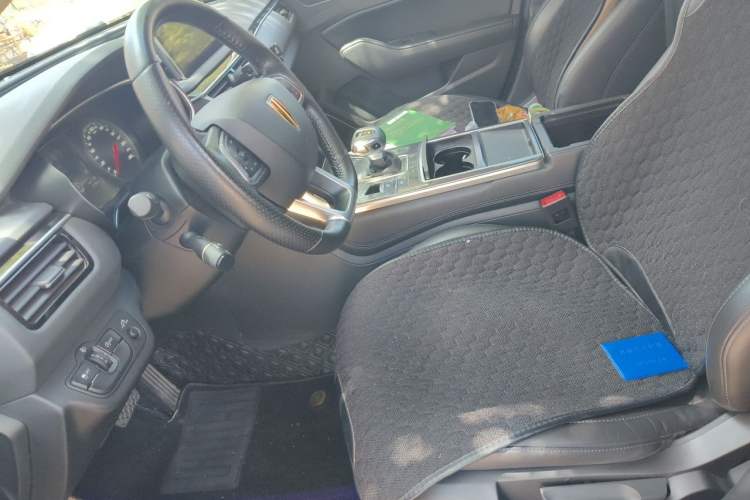 Used Hongqi H5 2022 Classic Model Facelift 1.5T DCT Qiyun Edition Left Front Seat