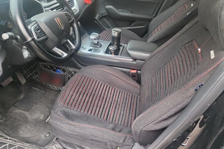 Used Hongqi H5 2022 Classic Model 1.8T Automatic Smart Connect Flagship Edition Left Front Seat